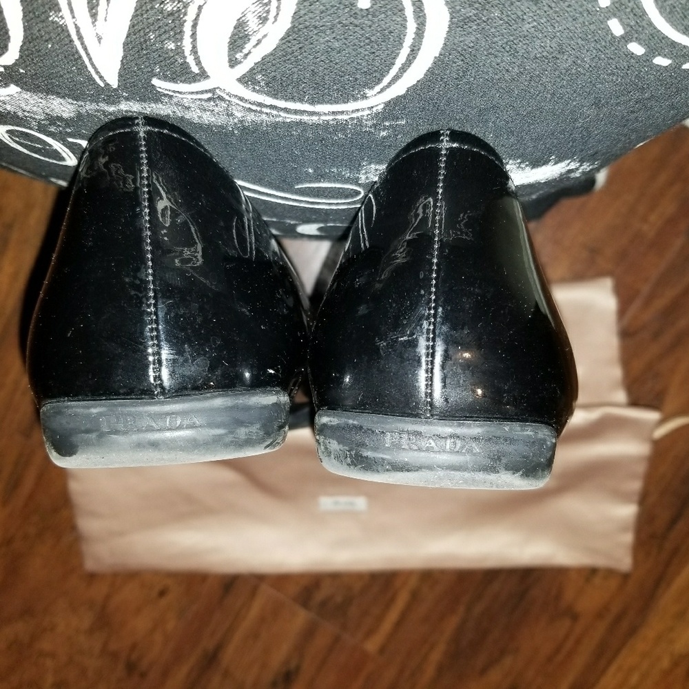 SOLD Prada Black Patent Leather Flats US 10 - Picture 5 of 8
